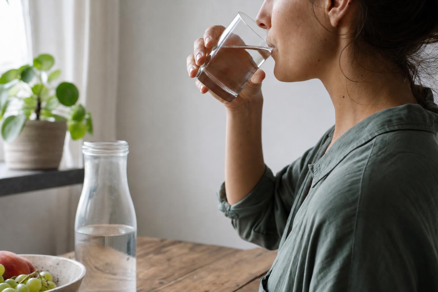 Quanta acqua bere per avere una bella pelle?