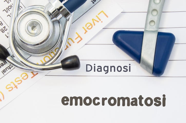 Foglio di laboratorio con la scritta "emocromatosi"