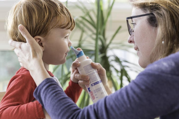 Lavaggi nasali con acqua fisiologica
