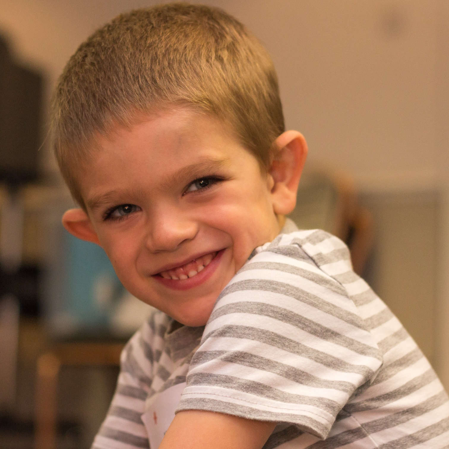 Sindrome dell'X Fragile, bambino che sorride