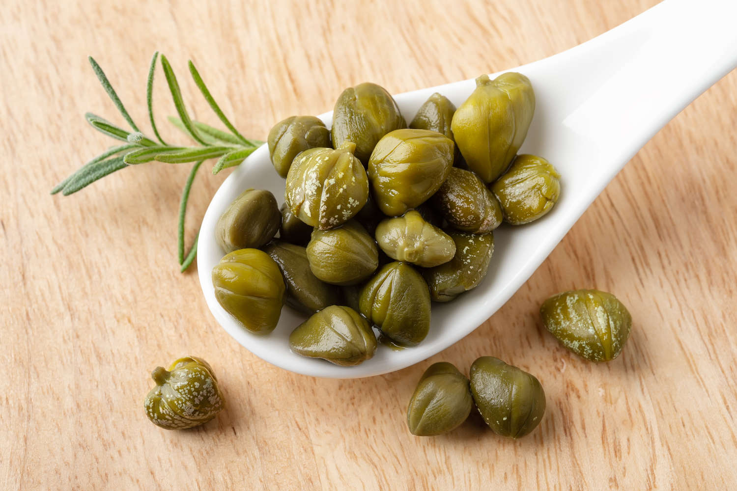 Capperi in un cucchiaio