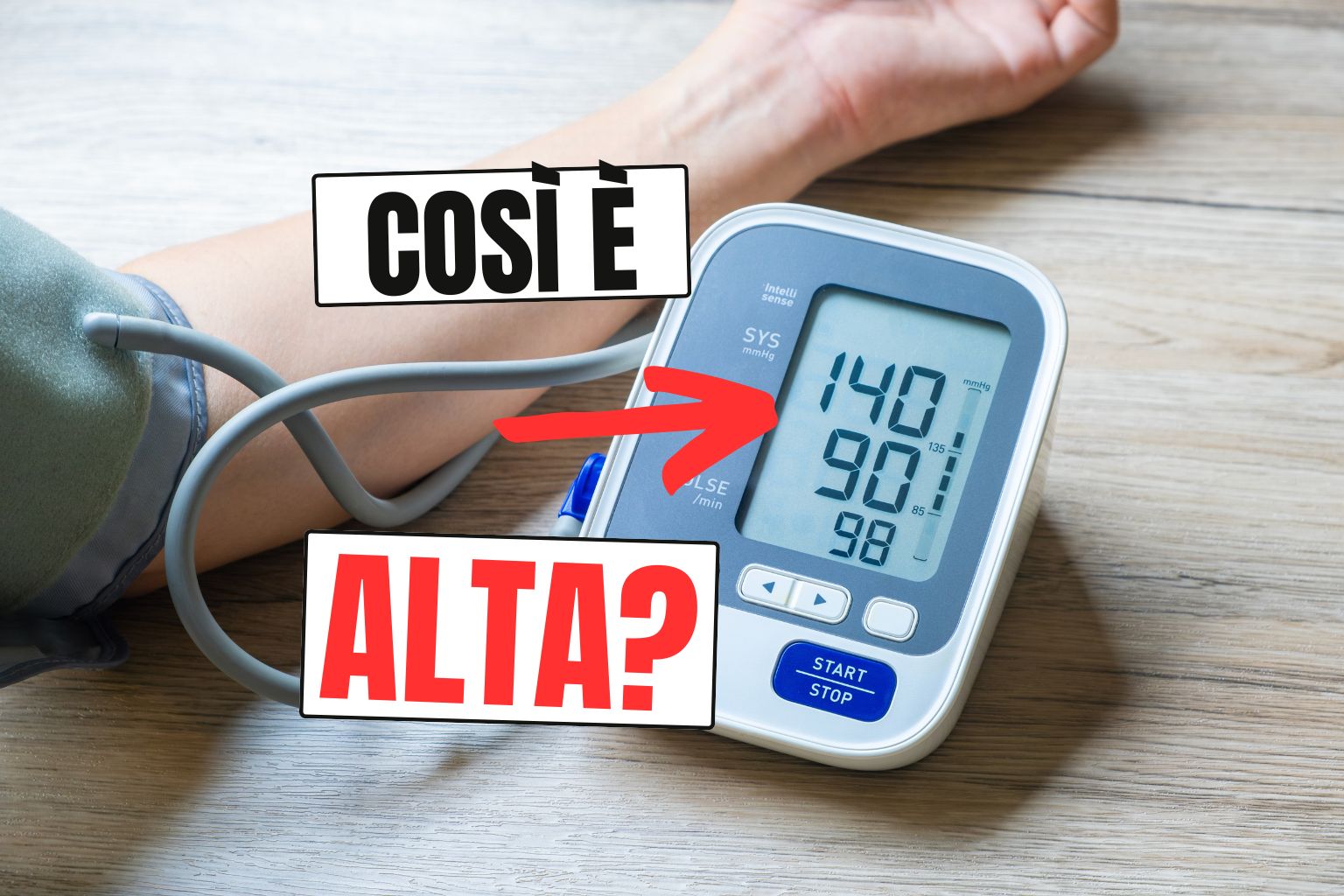 Sfigmomanometro che segna 140-90