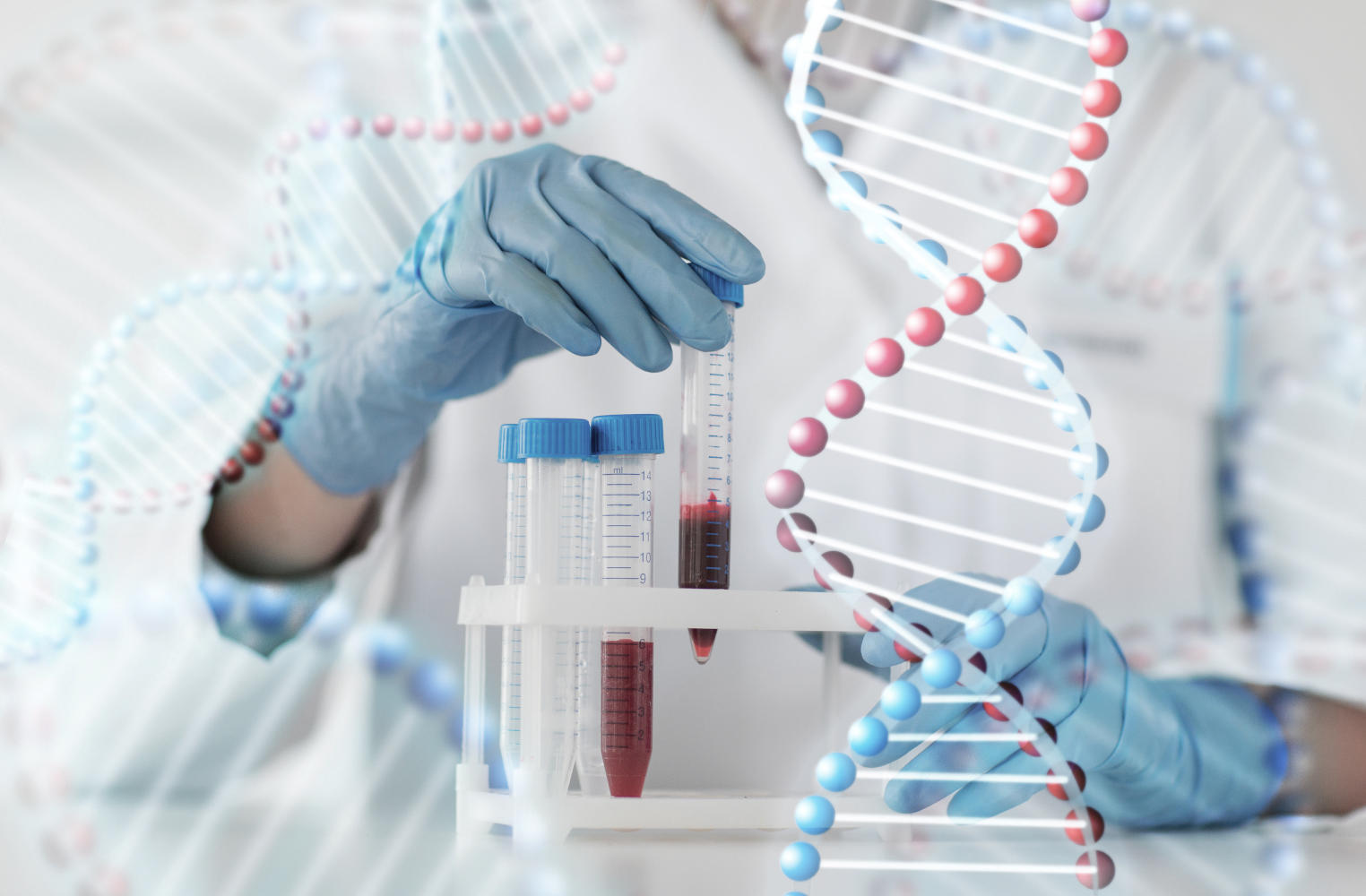 Immagine concettuale con del codice genetico e sullo sfondo attivit&agrave; di laboratorio