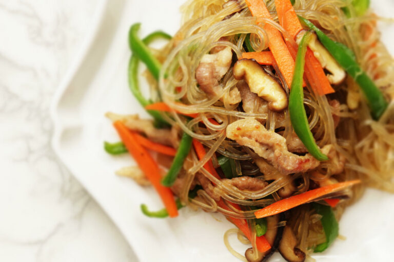 Spaghetti di soia alle verdure