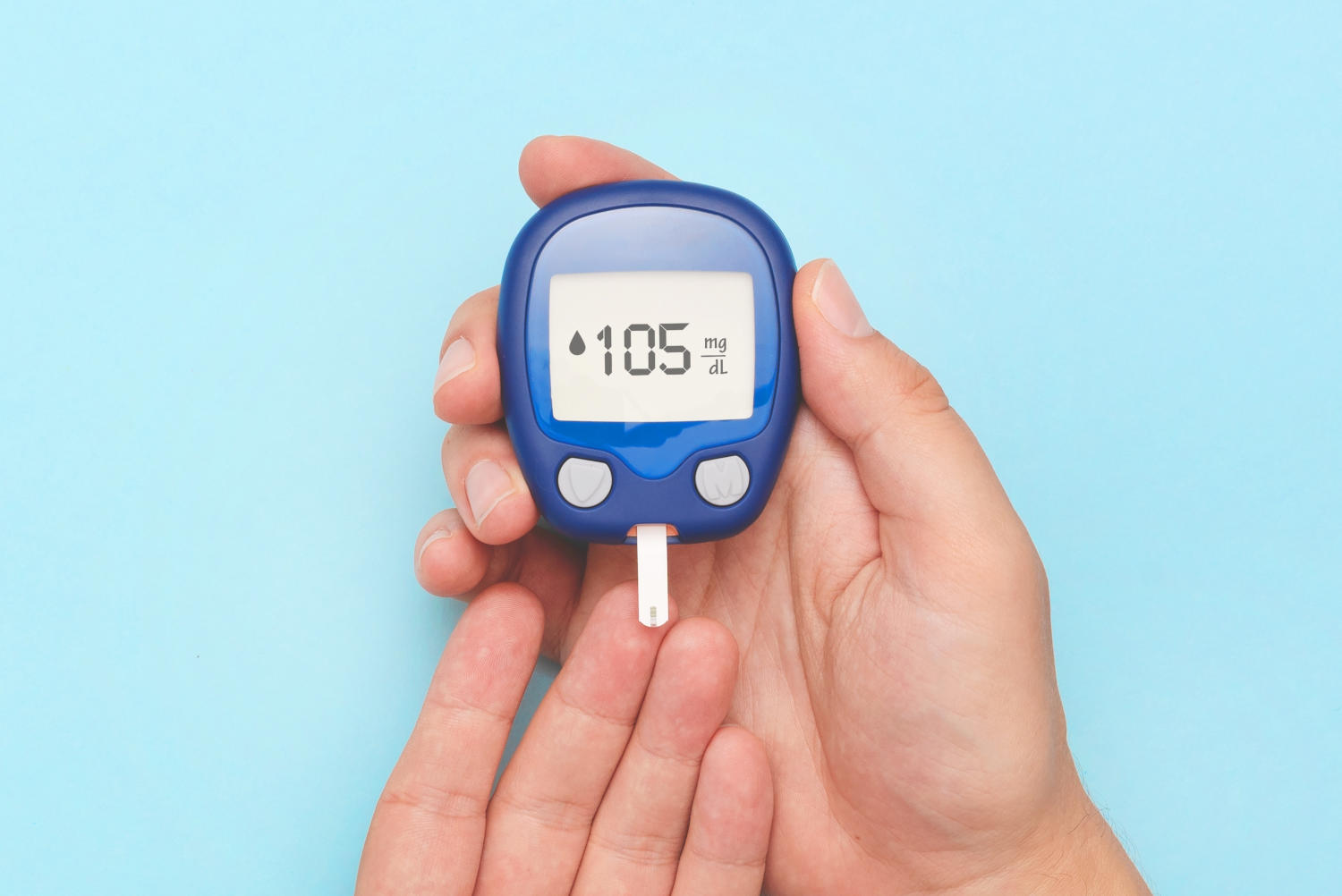 Glucometro che segna 105